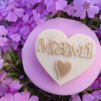 Силіконовий молд цукерка Мамі