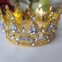 Корона для торту з білим камінням 8 см