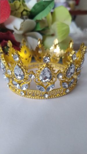 Корона для торту з білим камінням 8 см